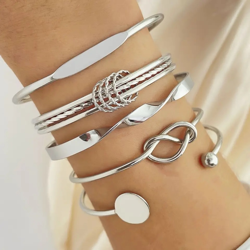 IPARAM Punk Trendy Multilayer Bracelets